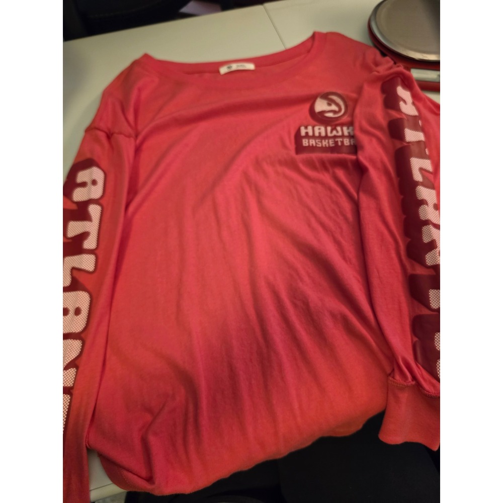 47 Brand Atlanta Hawks NBA Long Sleeve Shirt Candy Apple Red Womens Small NWT
